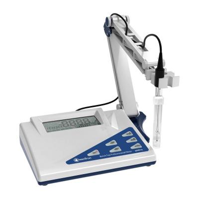 Benchtop pH Meter